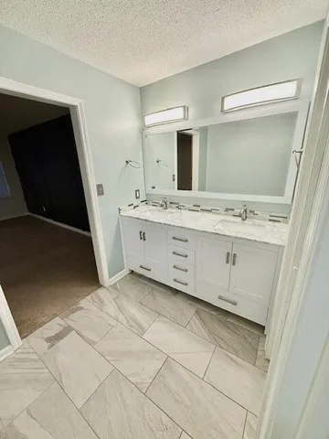 $2,900 | 1003 Sandra Drive, Mary Esther, FL 32569