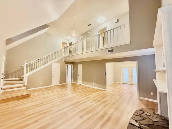 $2,800 | 1003 Sandra Drive, Mary Esther, FL 32569