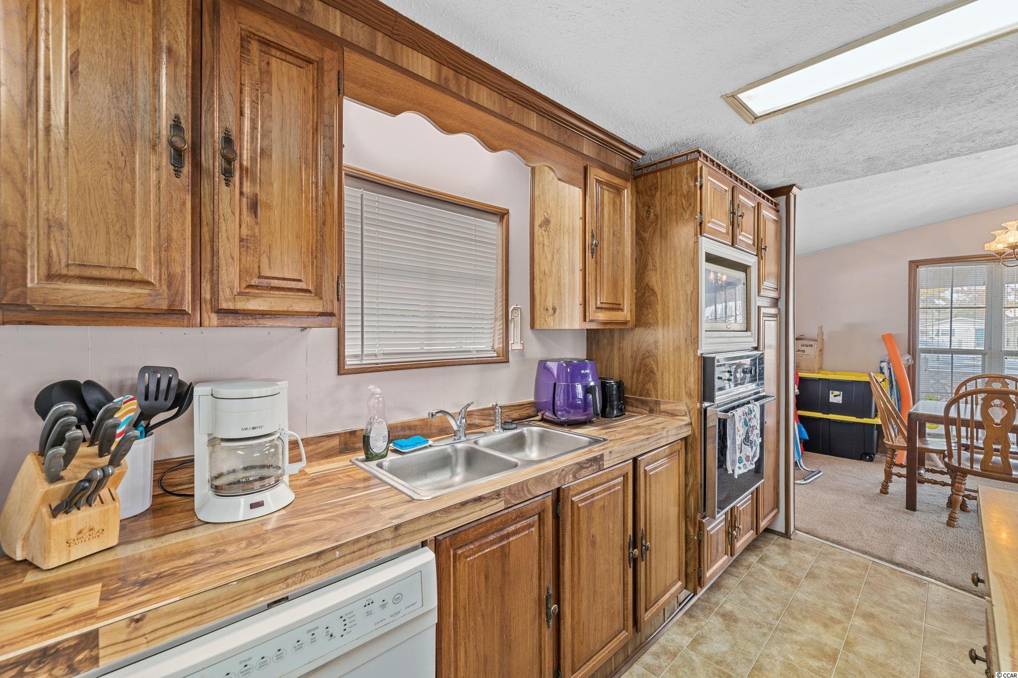 549 Oceanside Drive Murrells Inlet, SC 29576 - Photo 11 of 40 Gallery Image 11