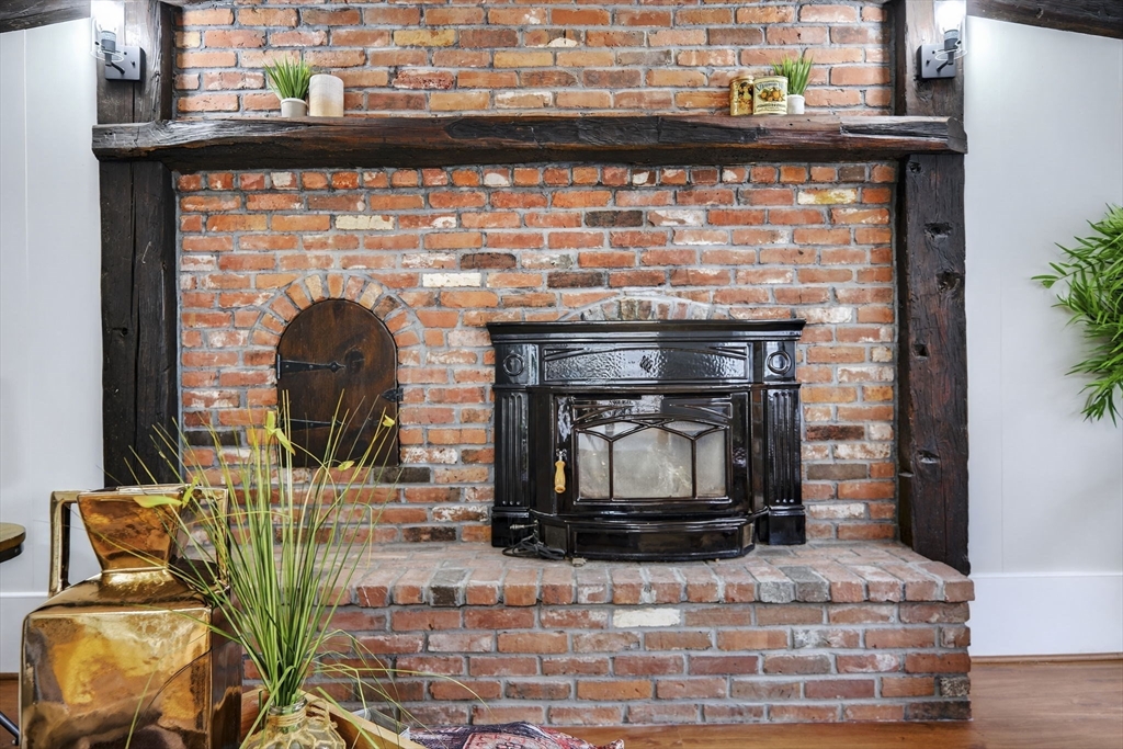 46 North Common Road Westminster, MA 01473 - Photo 12 of 42