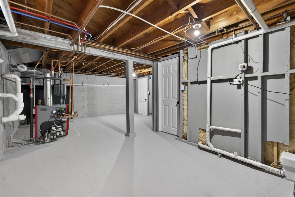 46 North Common Road Westminster, MA 01473 - Photo 30 of 42