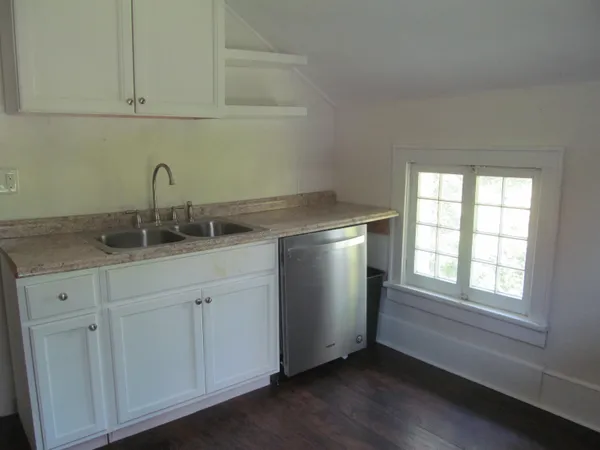 $579,900 | 126 Simeon Dean Road, Shaftsbury, VT 05262