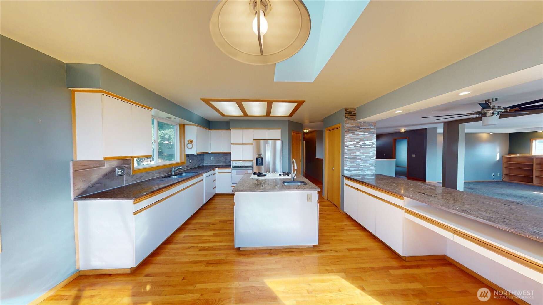 17290 Soundview Road Mount Vernon, WA 98274 - Photo 15 of 39