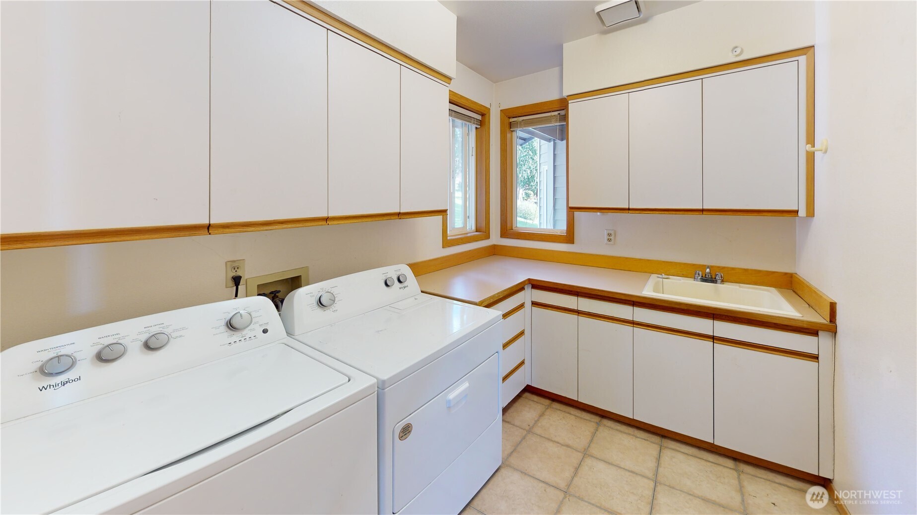 17290 Soundview Road Mount Vernon, WA 98274 - Photo 30 of 39