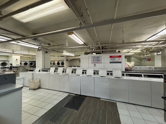 655 West Irving Park Road, Unit 3408 Chicago, IL 60613 - Photo 22 of 23