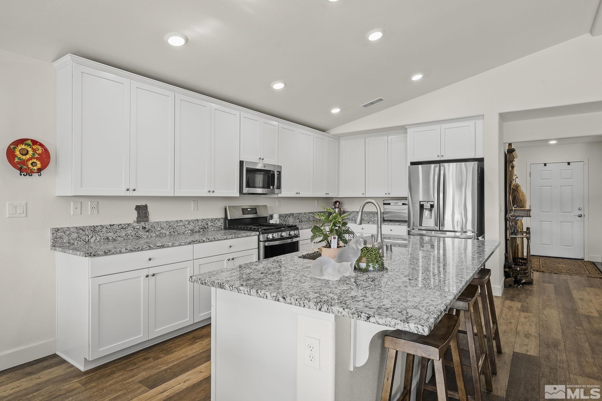 404 Venge Court Reno, NV 89506 - Photo 8 of 27 Photo 8