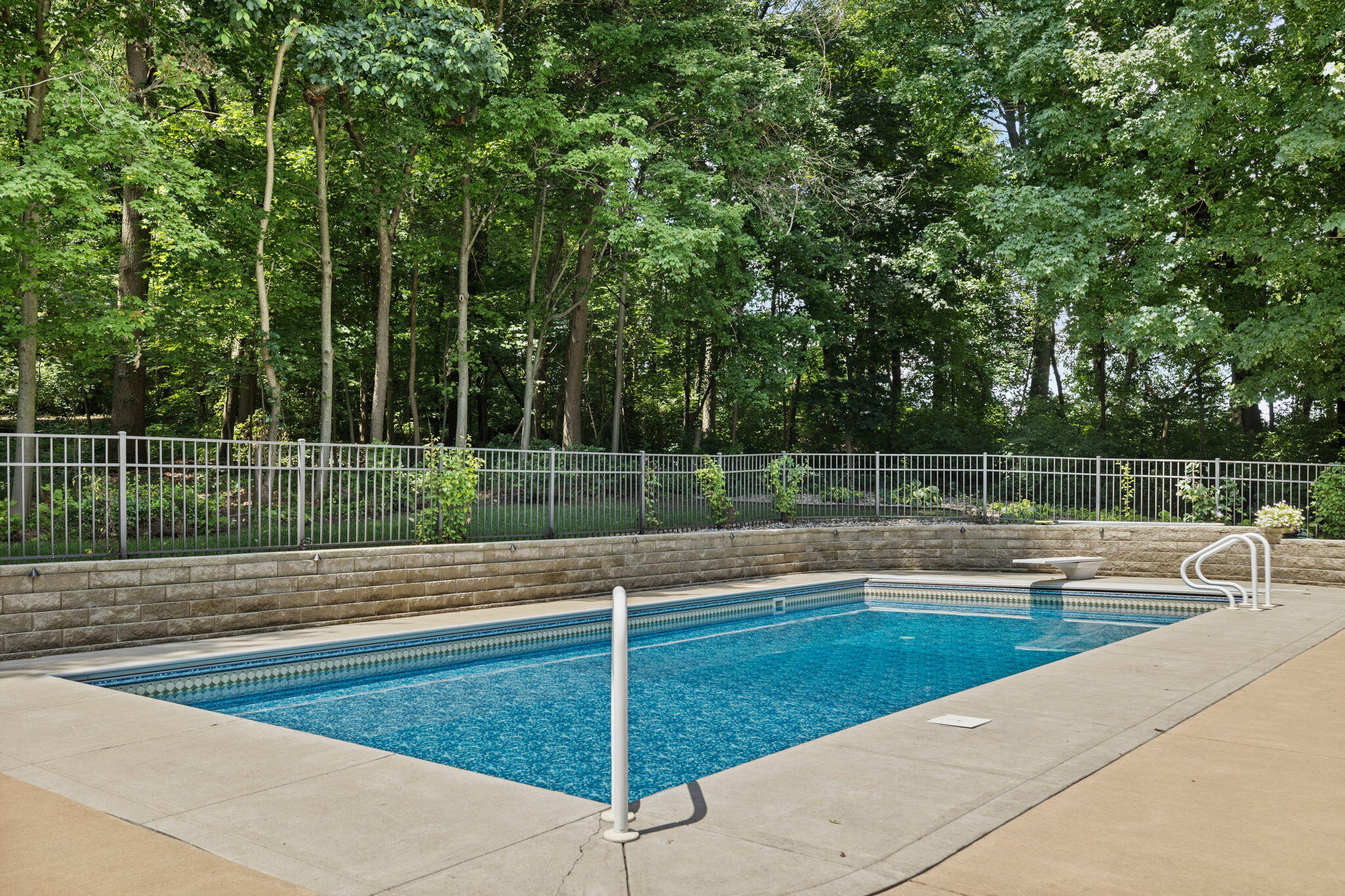 3965 West Timber Ridge Road La Porte, IN 46350 - Photo 38 of 66 2048x1365