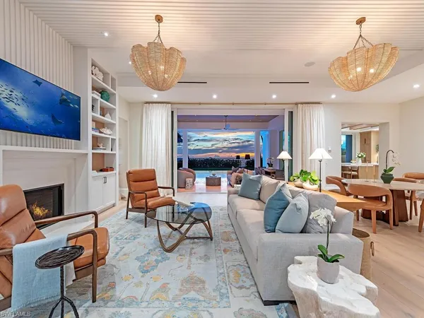 $22,995,000 | 55 13th Avenue South, Naples, FL 34102