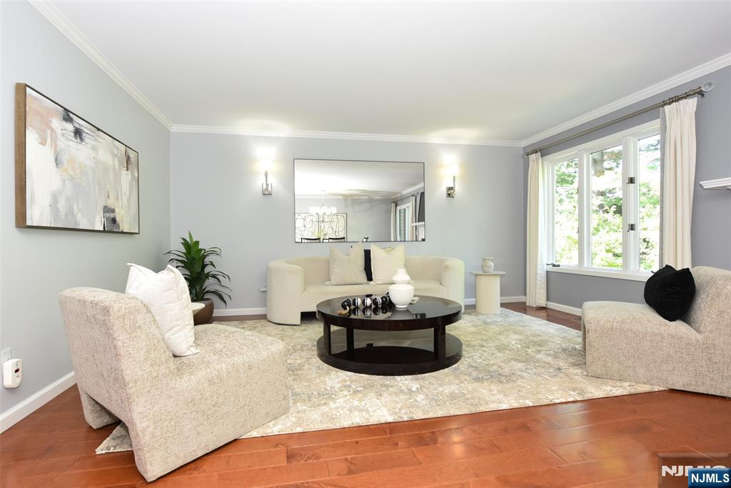 89 Fisher Road Mahwah, NJ 07430 - Photo 19 of 49 Gallery Image 19