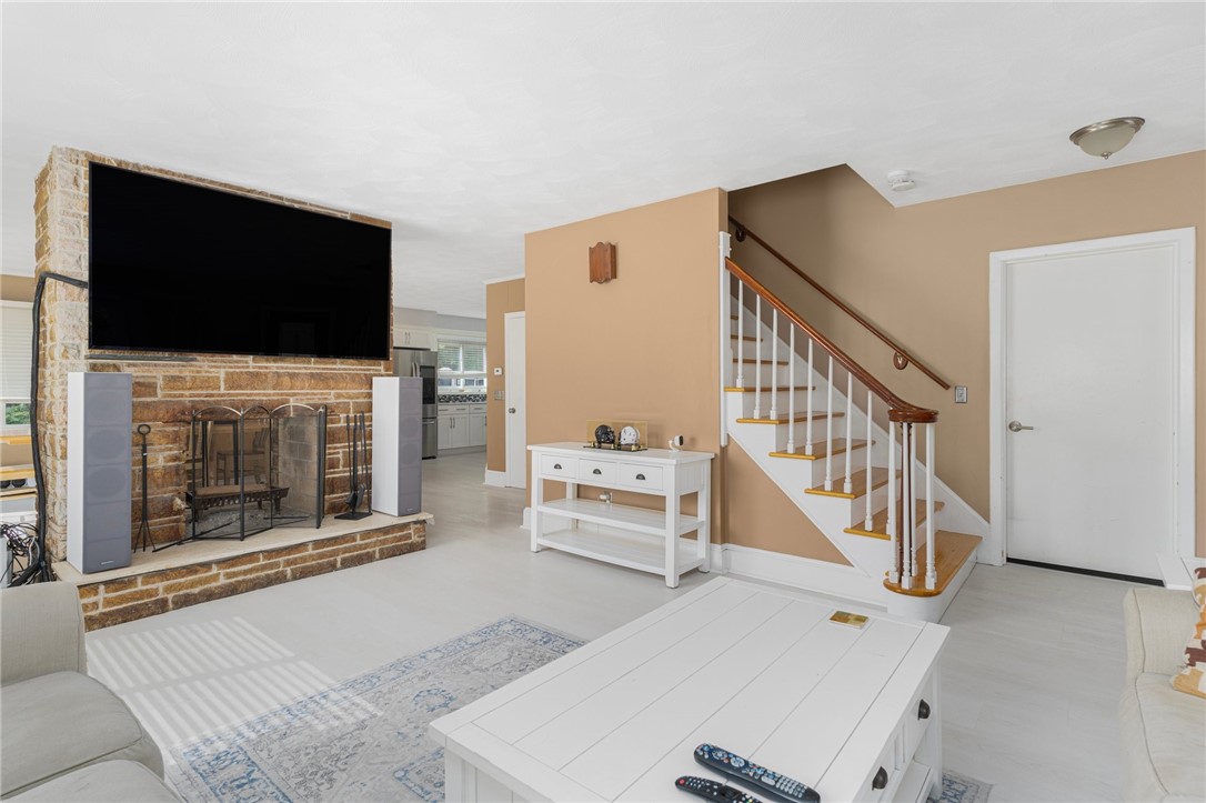 7 Winfield Road Johnston, RI 02919 - Photo 14 of 50 Gallery Image 14