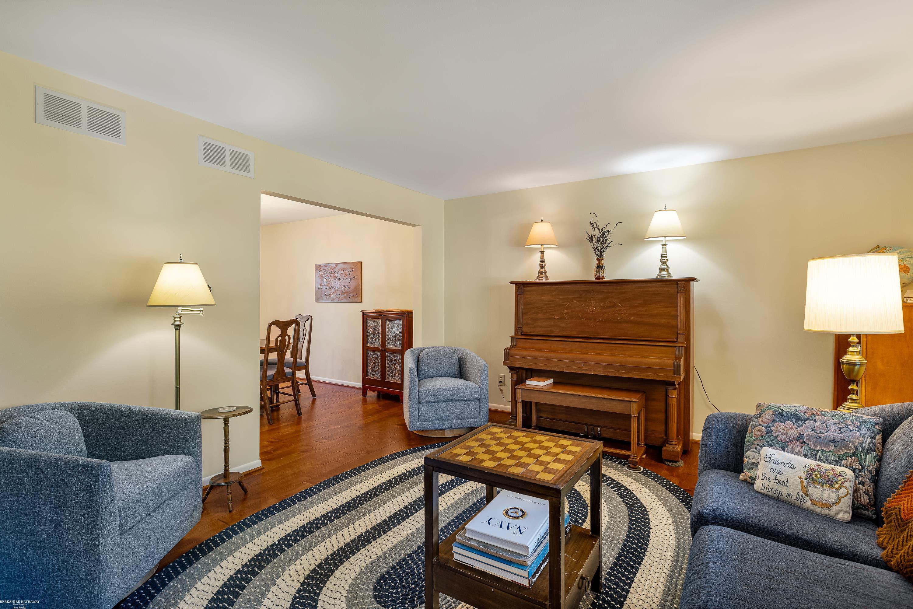 681 Lake Forest Road Rochester Hills, MI 48309 - Photo 6 of 41