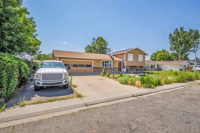 $300,000 | 533 Fruitwood Drive, Grand Junction, CO 81504