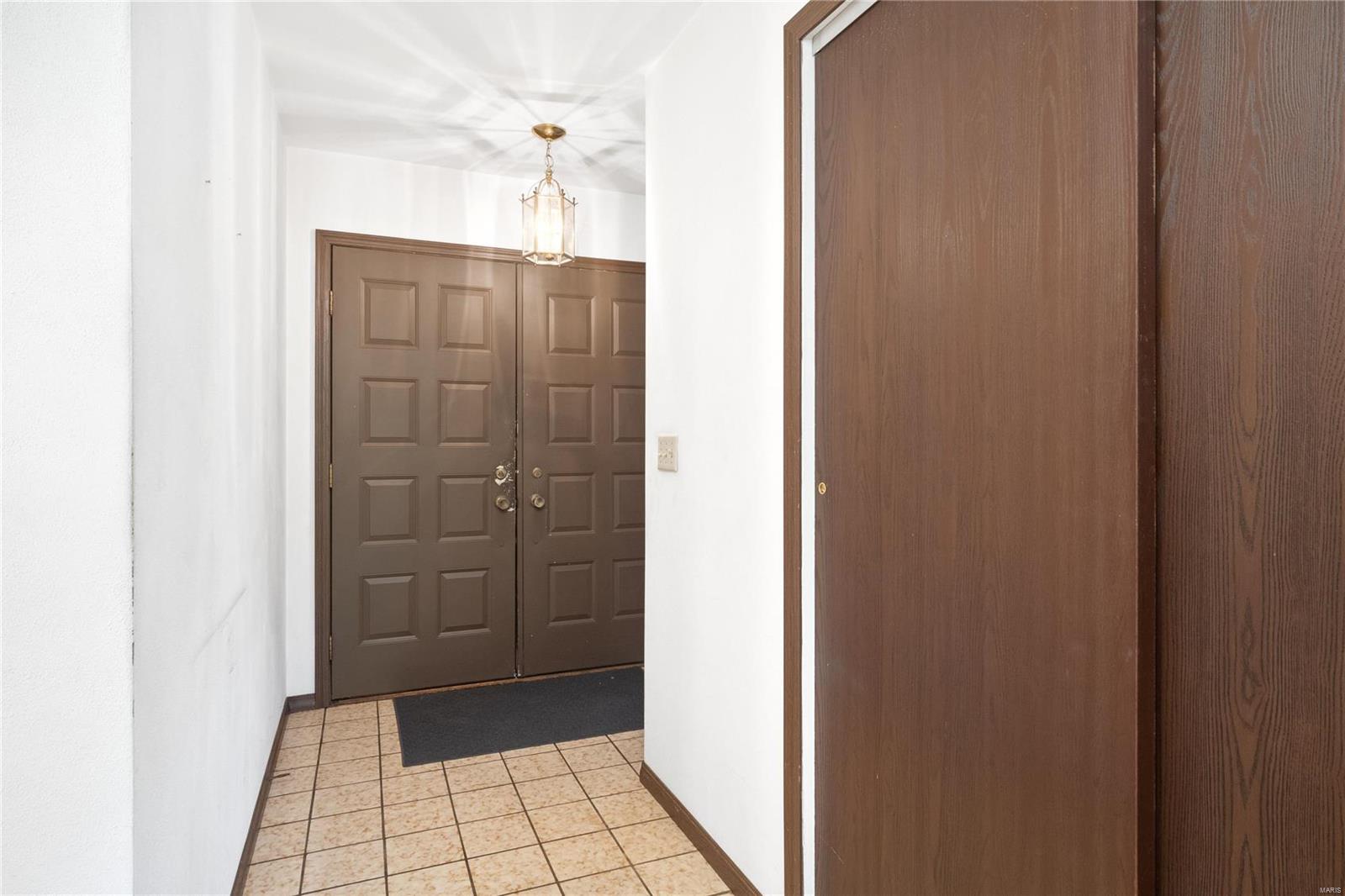 101 Fox Creek Road Belleville, IL 62223 - Photo 5 of 30 Gallery Image 5