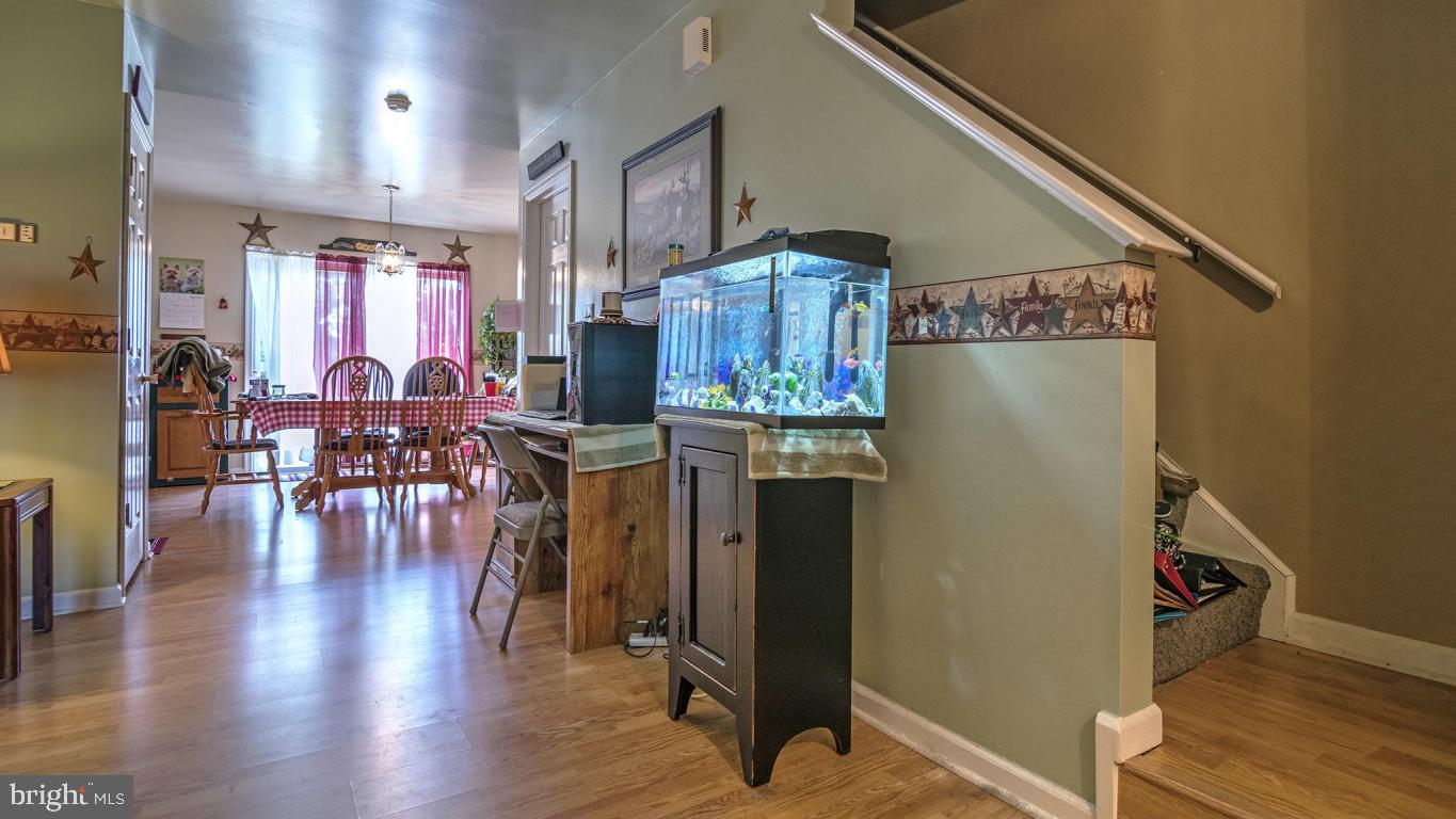 208 Groffdale Road Quarryville, PA 17566 - Photo 4 of 27 Gallery Image 4