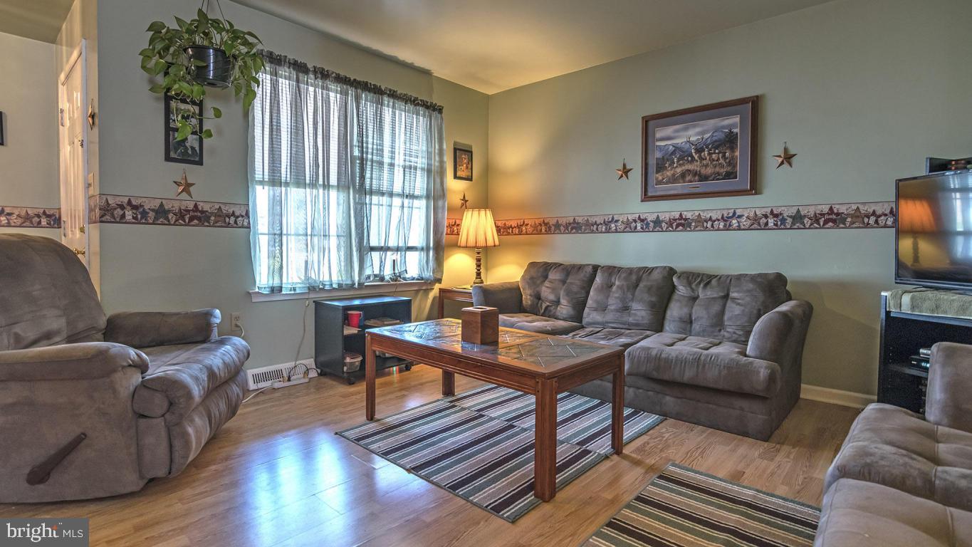 208 Groffdale Road Quarryville, PA 17566 - Photo 5 of 27 Gallery Image 5