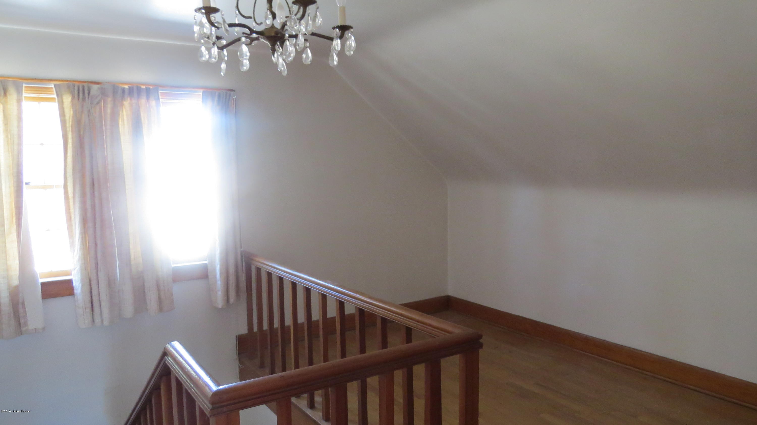 4136 Dover Road Louisville, KY 40216 - Photo 21 of 24 Dover Rd 036
