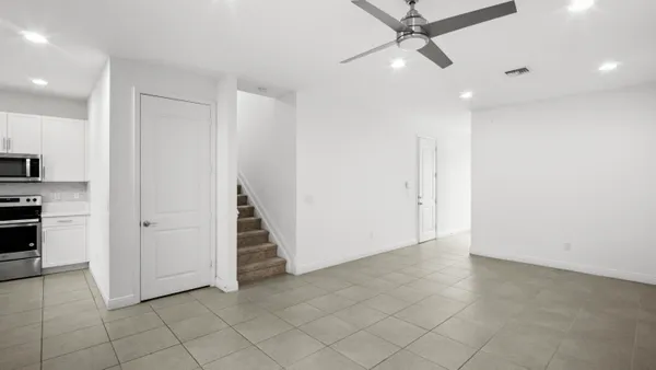 $3,600 | 6919 Pines Circle, Coconut Creek, FL 33073