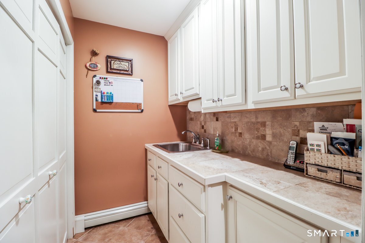 427 Long Mountain Road New Milford, CT 06776 - Photo 18 of 40