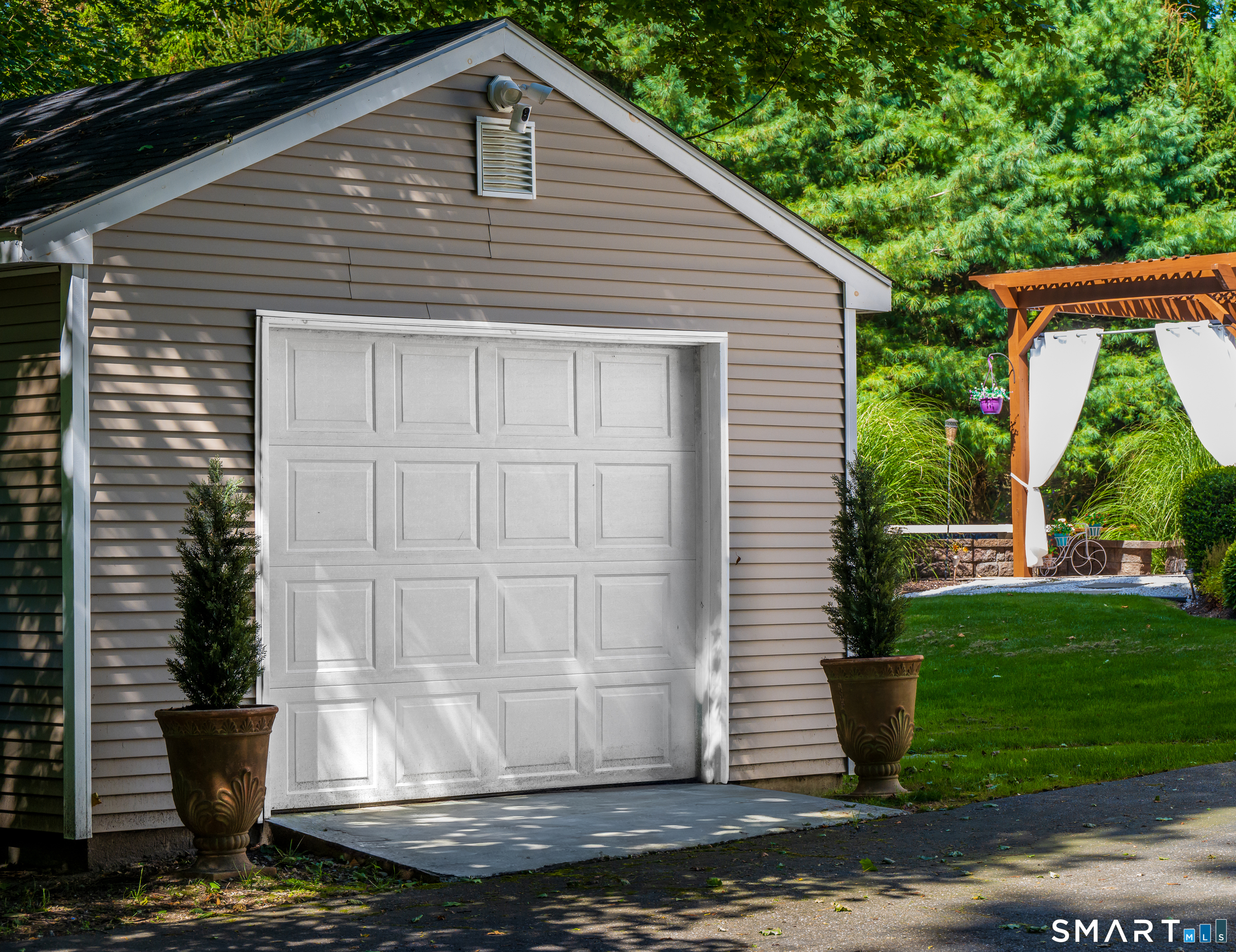 427 Long Mountain Road New Milford, CT 06776 - Photo 39 of 40 a front view of a house with a yard