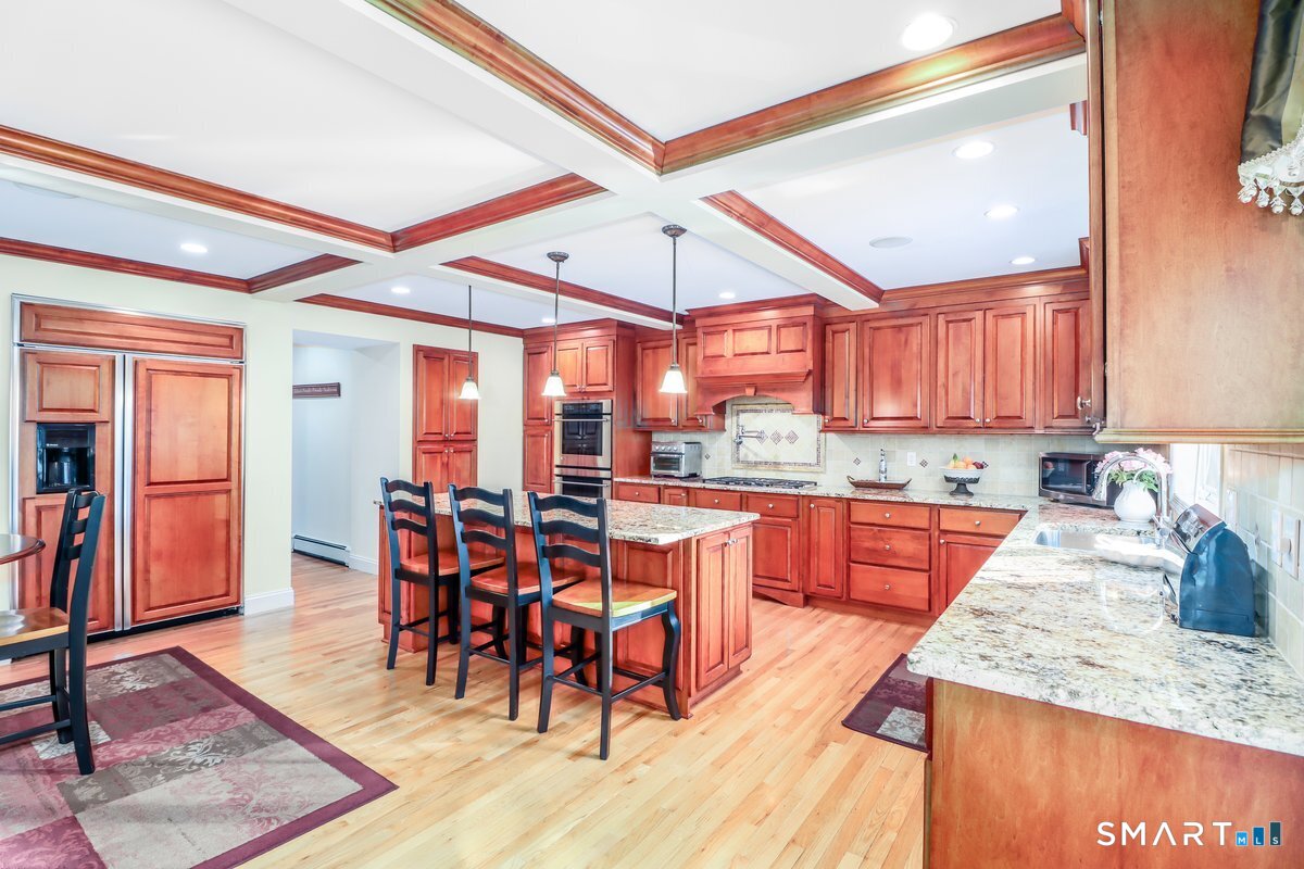 427 Long Mountain Road New Milford, CT 06776 - Photo 7 of 40