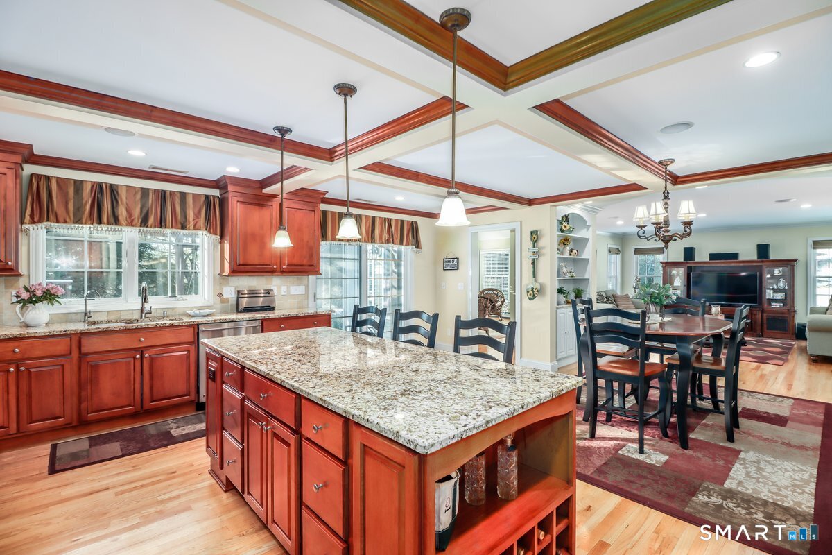 427 Long Mountain Road New Milford, CT 06776 - Photo 8 of 40