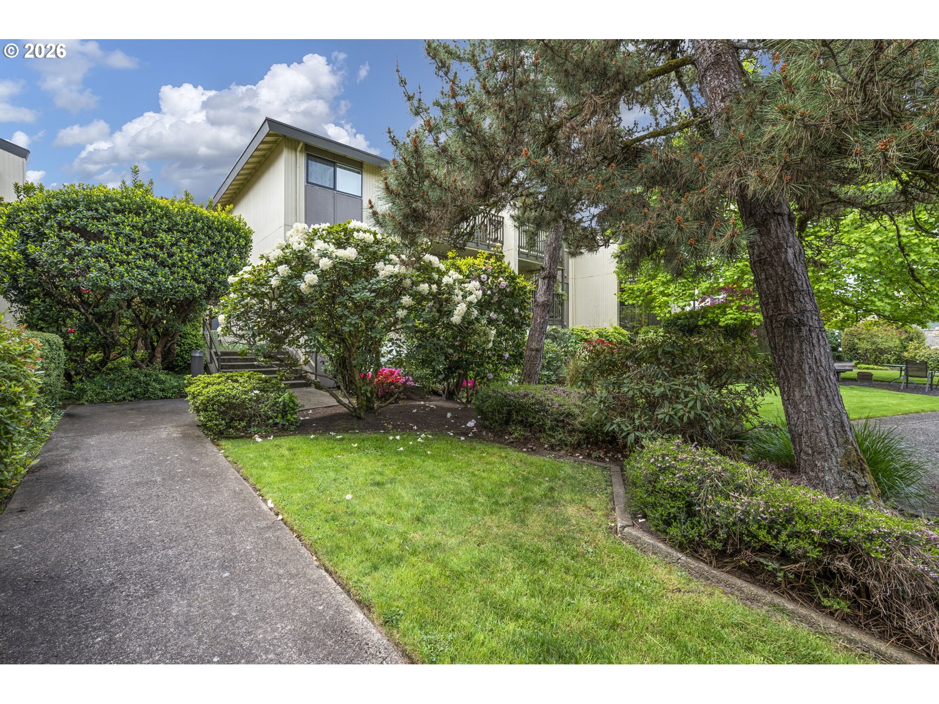 4059 Donald Street, Unit D Eugene, OR 97405 - Photo 22 of 43