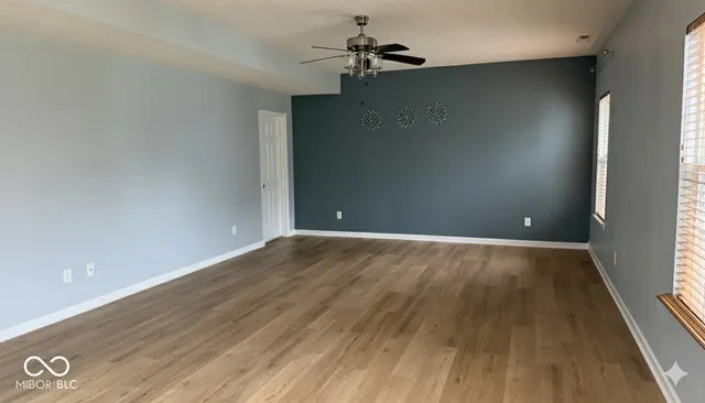 $2,300 | 645 Fireside Drive, Greenwood, IN 46143