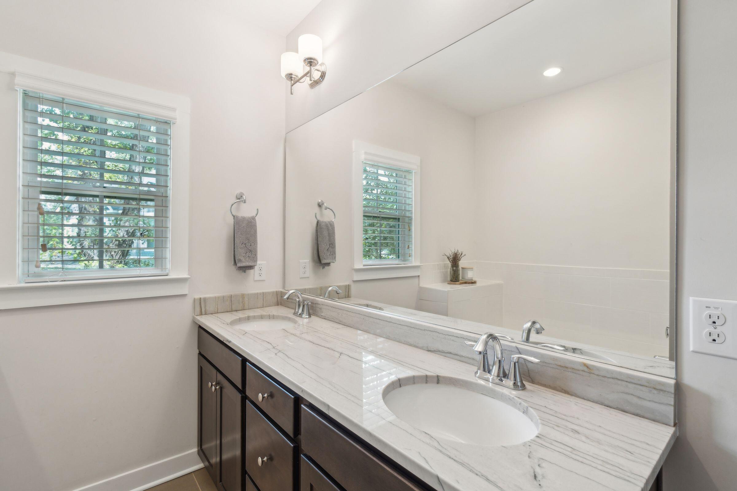 1532 Joe Rouse Road Mount Pleasant, SC 29466 - Photo 26 of 44 2nd Floor Master Bath