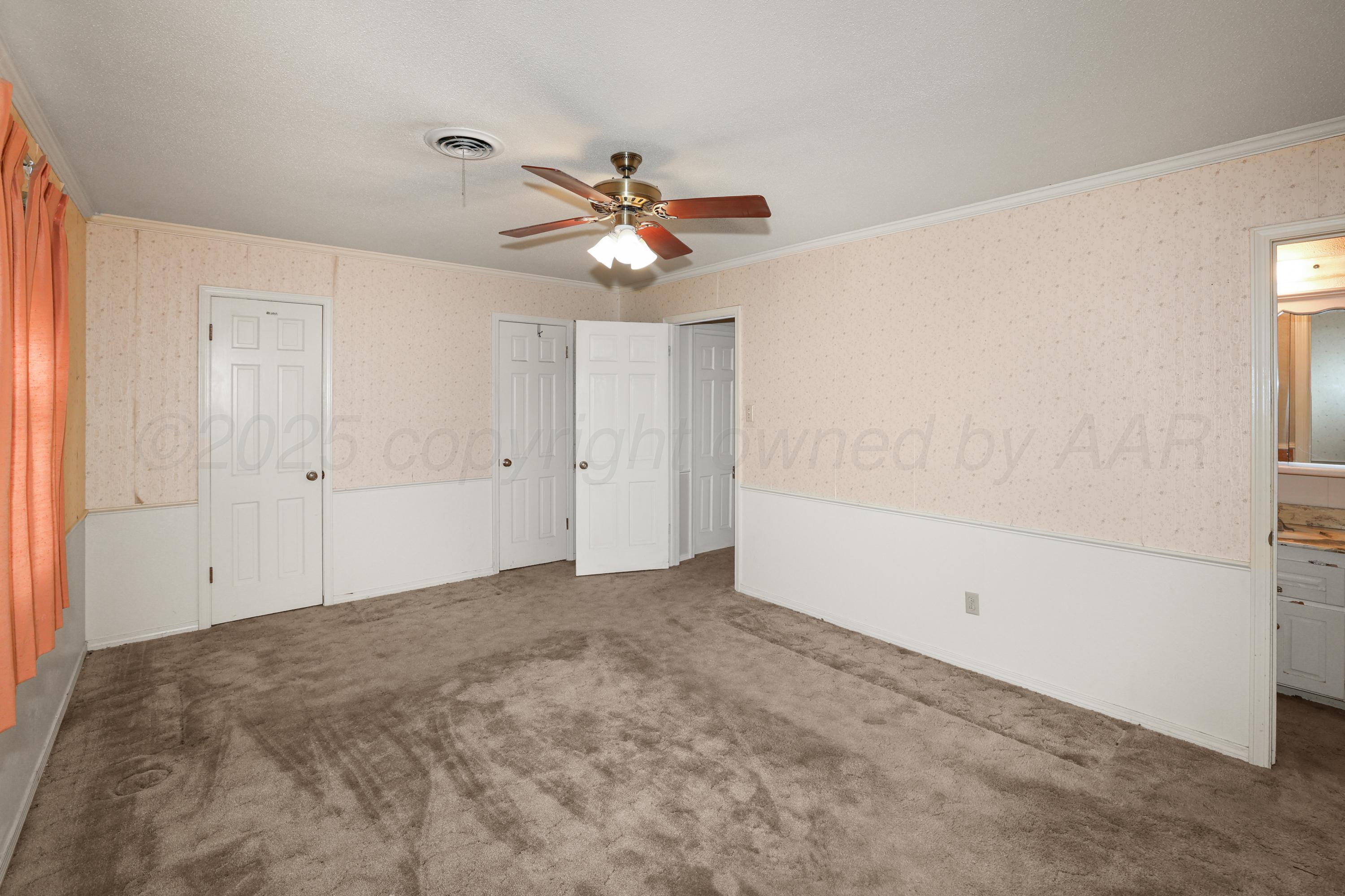 7682 Back Acres Road Amarillo, TX 79119 - Photo 9 of 27 a view of an empty room