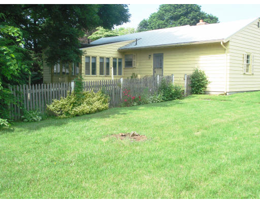 5 Stafford Road Danvers, MA 01923 - Photo 14 of 15 Gallery Image 14