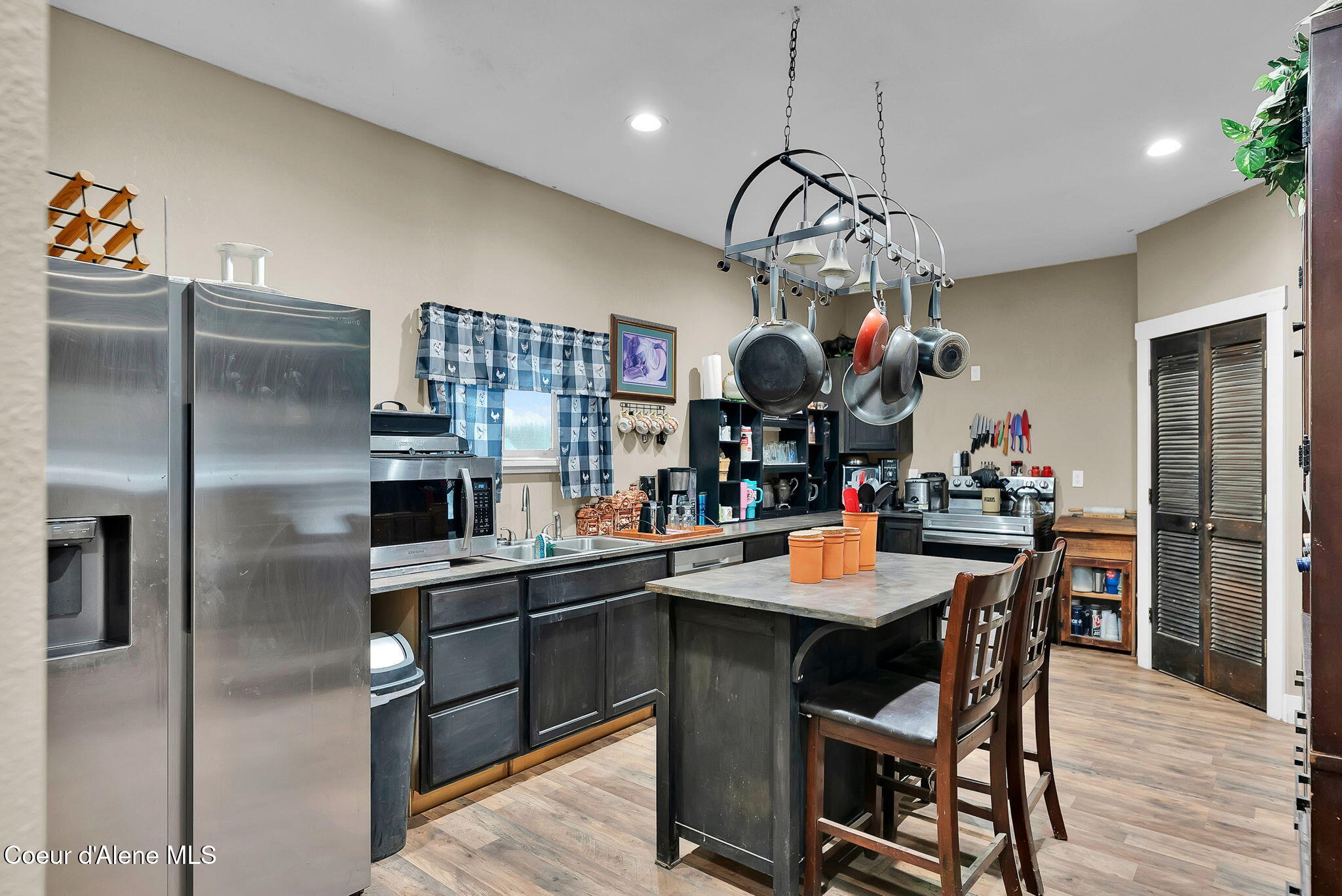 229 McDonald Creek Road Blanchard, ID 83804 - Photo 7 of 51 Large Open Kitchen