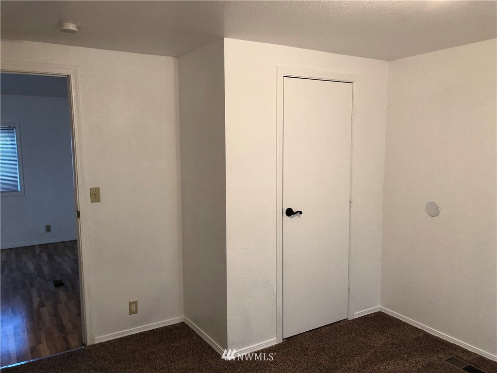 8576 Jean Road Northeast Moses Lake, WA 98837 - Photo 10 of 15 Gallery Image 10