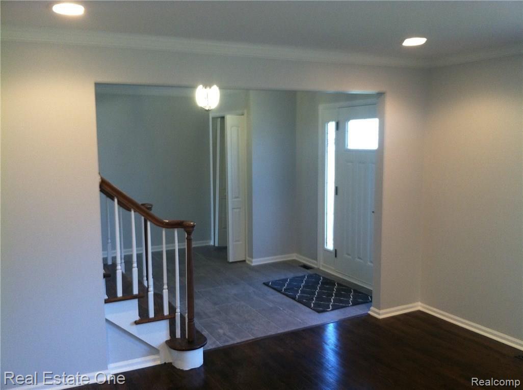 4050 Stoneleigh Road Bloomfield Hills, MI 48302 - Photo 7 of 25 photo 1.JPG