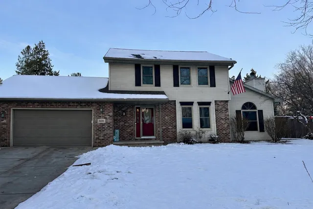 $349,900 | 3026 Summer Place, Green Bay, WI 54313