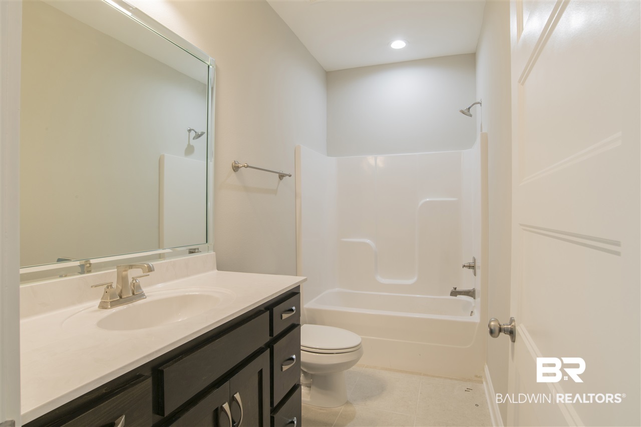 12601 Squirrel Drive Daphne, AL 36527 - Photo 20 of 39
