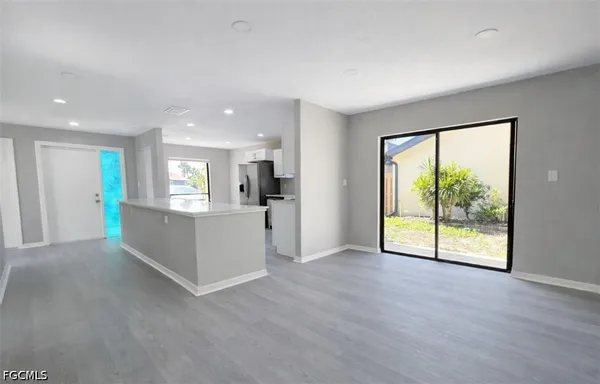 $2,395 | 7377 Constitution Circle, Fort Myers, FL 33967