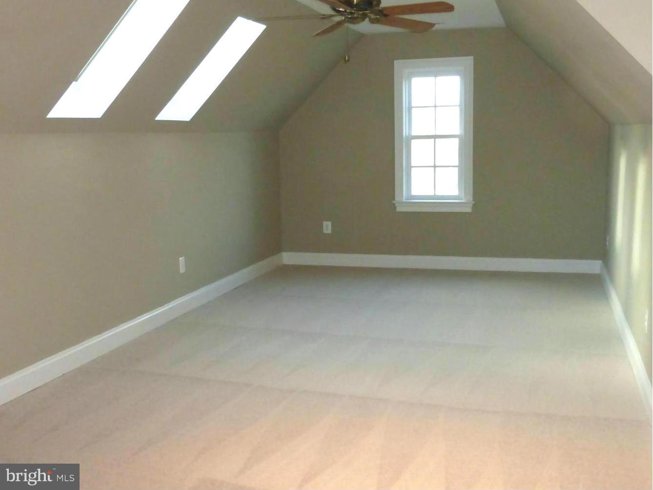 20560 Furr Road Round Hill, VA 20141 - Photo 11 of 27 Bedroom