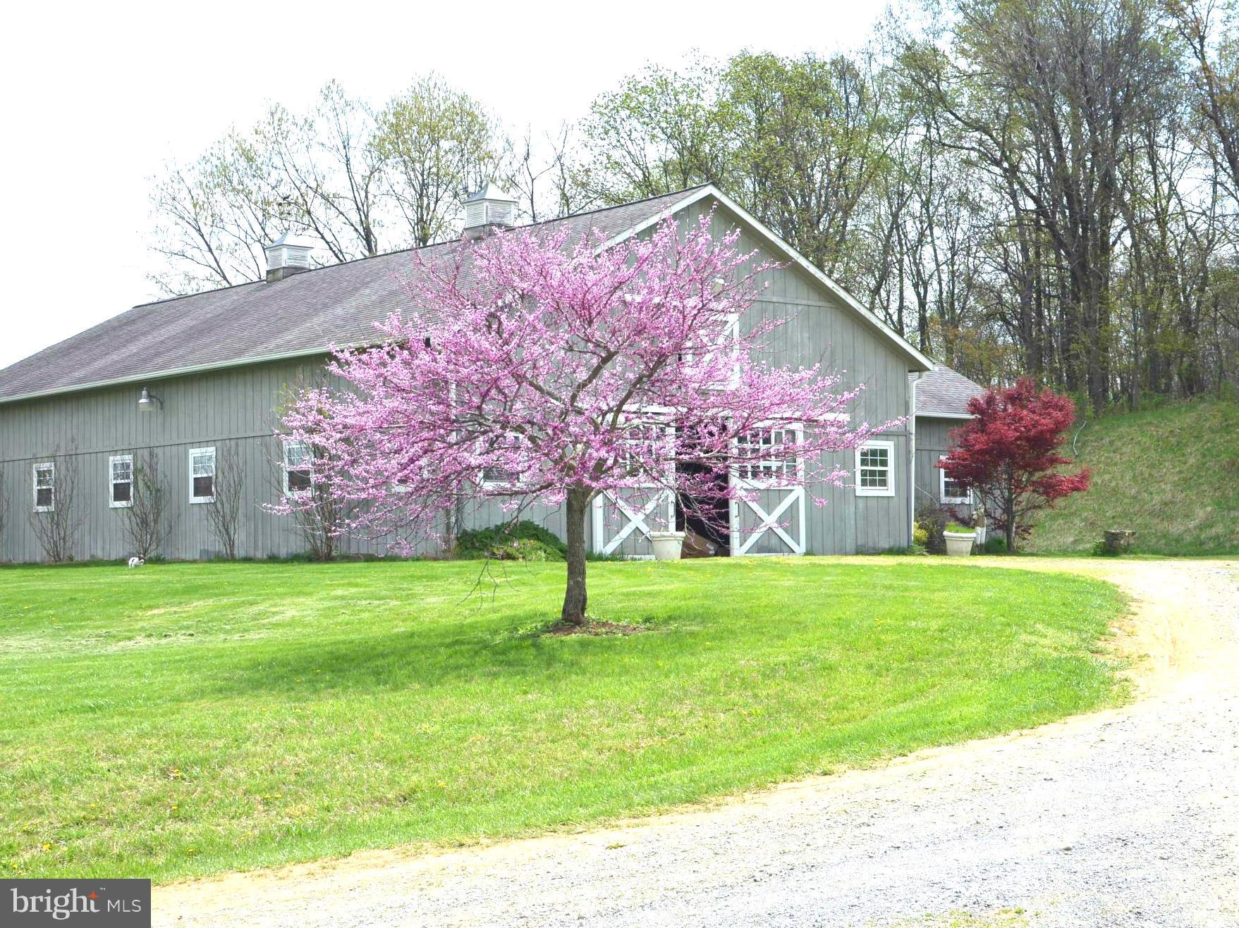 20560 Furr Road Round Hill, VA 20141 - Photo 17 of 27 View