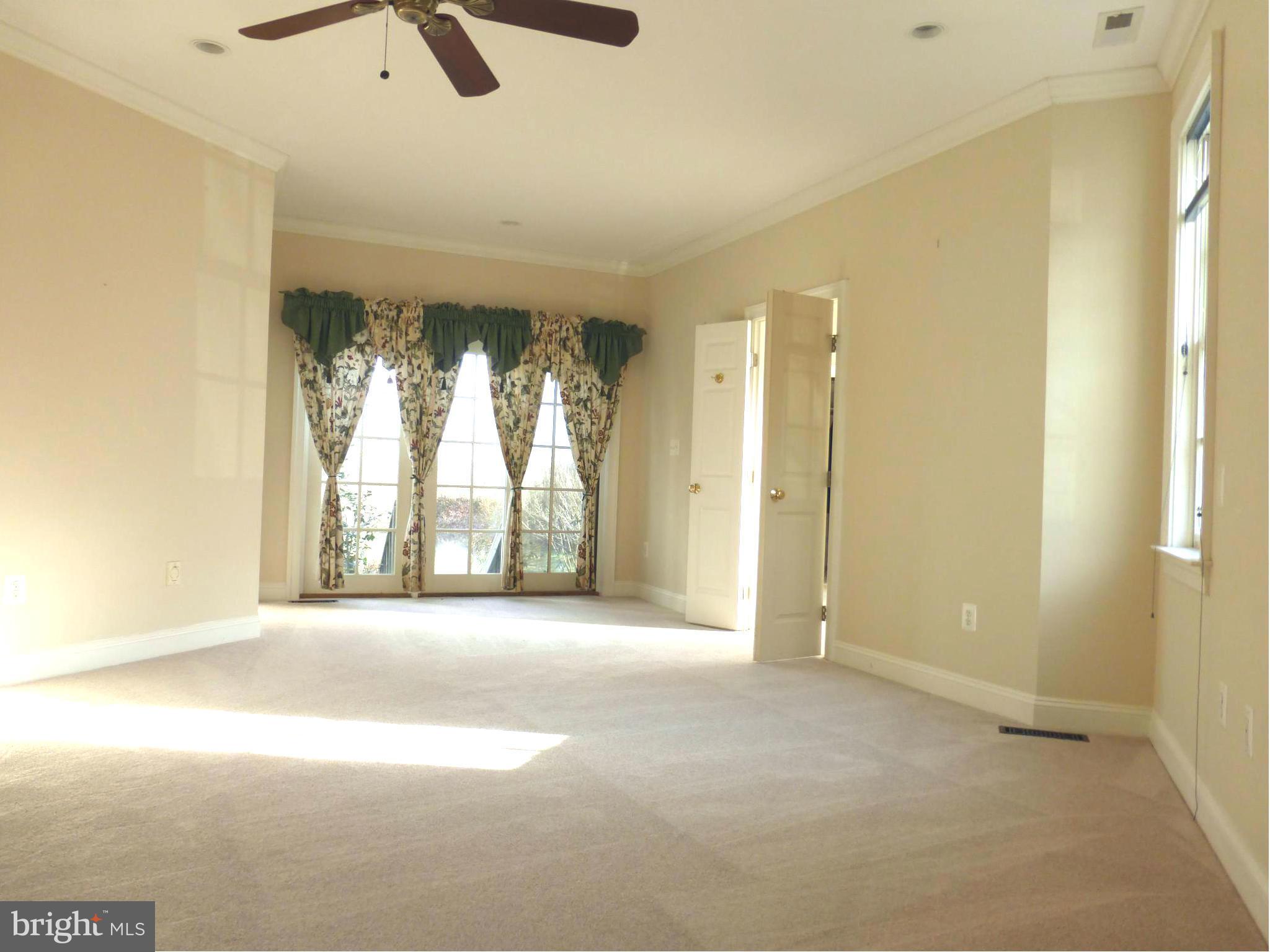 20560 Furr Road Round Hill, VA 20141 - Photo 9 of 27 Bedroom (Master)