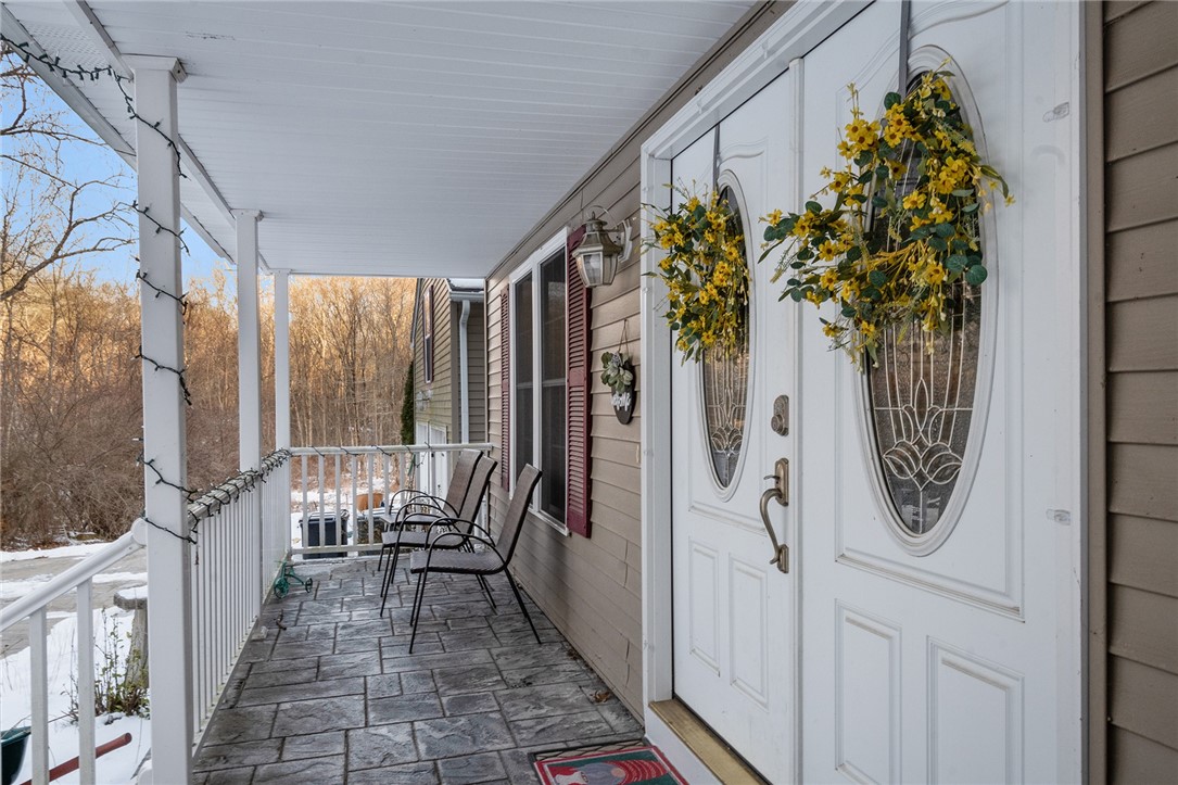 233 Sisson Road Coventry, RI 02827 - Photo 3 of 42