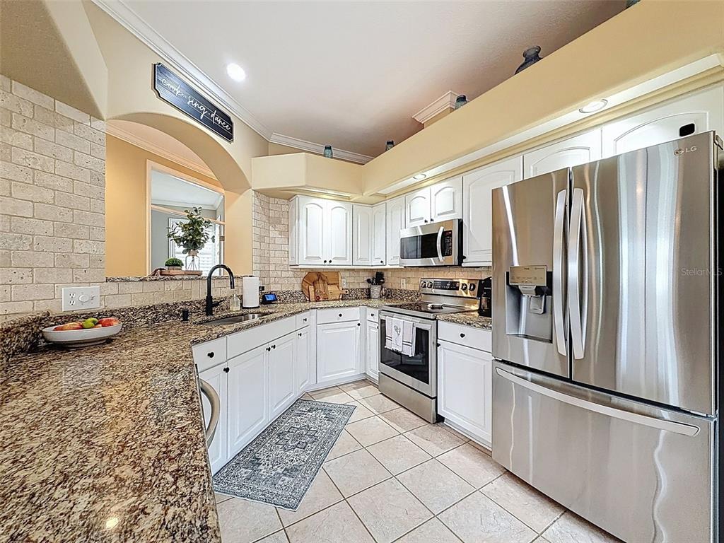 15021 Tamarind Loop Spring Hill, FL 34609 - Photo 12 of 86