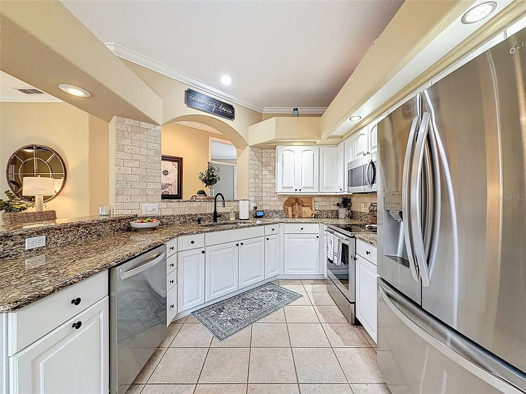 15021 Tamarind Loop Spring Hill, FL 34609 - Photo 13 of 86