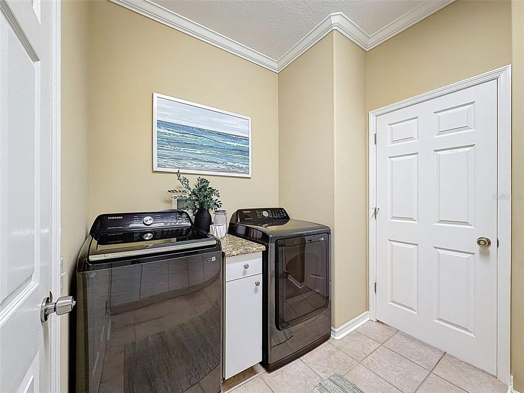 15021 Tamarind Loop Spring Hill, FL 34609 - Photo 19 of 86