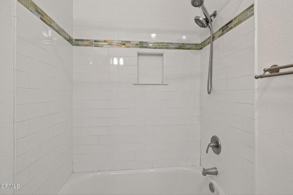 146 Maegan Place, Unit 9 Thousand Oaks, CA 91362 - Photo 12 of 33