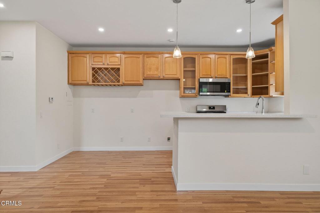 146 Maegan Place, Unit 9 Thousand Oaks, CA 91362 - Photo 9 of 33