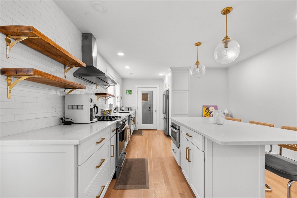 118 Spring Street, Unit 118 Watertown, MA 02472 - Photo 15 of 36