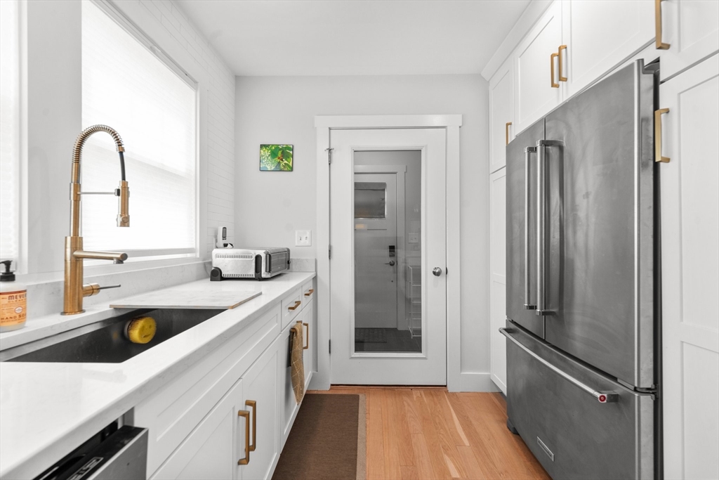 118 Spring Street, Unit 118 Watertown, MA 02472 - Photo 18 of 36