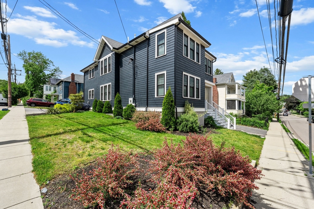 118 Spring Street, Unit 118 Watertown, MA 02472 - Photo 2 of 36