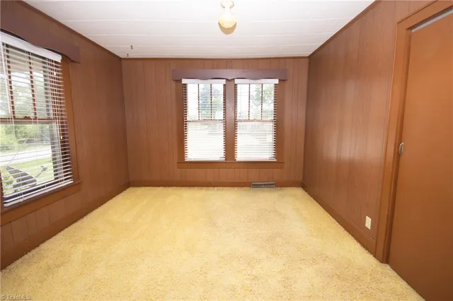 $255,000 | 495 Us Highway, Statesville, NC 28625