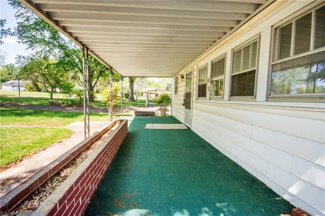 $255,000 | 495 Us Highway, Statesville, NC 28625